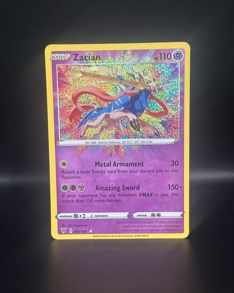 Vivid Voltage 082/185, Amazing Rare. Sin funda