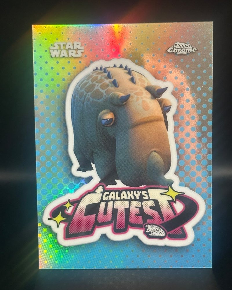 Topps Chrome Star Wars 2026, inserto The Galaxy's Cutest QT-11