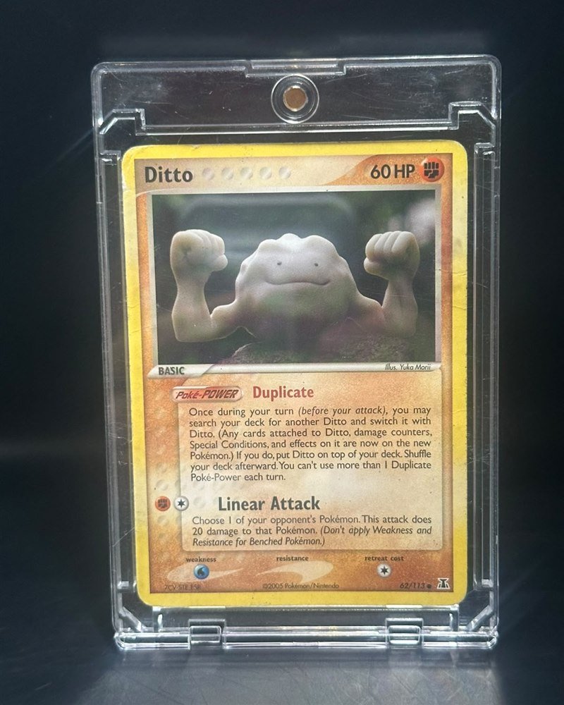 EX Delta Species 62/113, Common. Incluye estuche magnético de protección 100pt