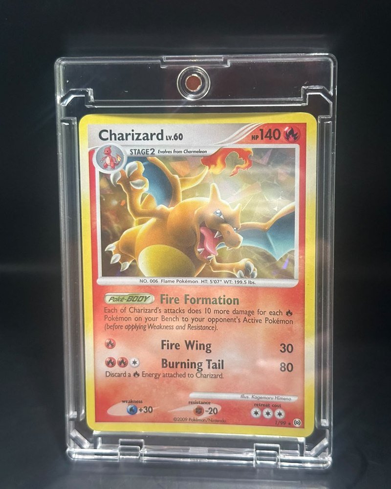 Platinum Arceus 1/99, Holo Rare. Incluye estuche magnético de protección 100pt