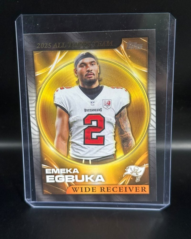 Buccaneers · Topps Football 2026, inserto 2025 All Topps Team 25ATT-1