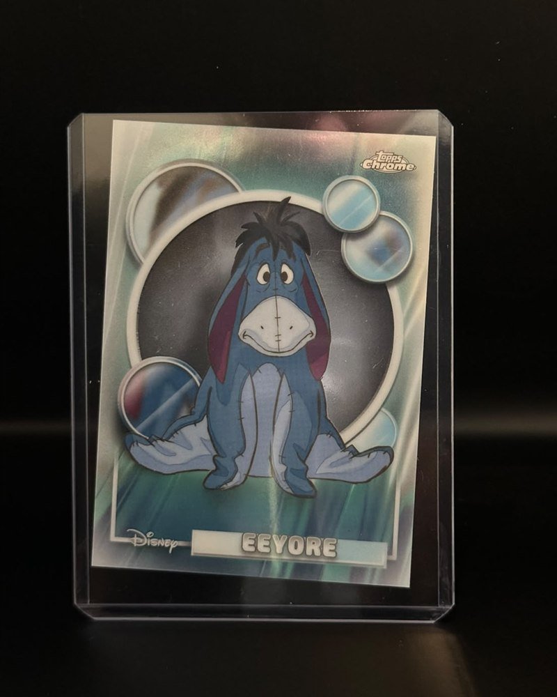 Winnie the Pooh · Topps Chrome Disney 2026 #102