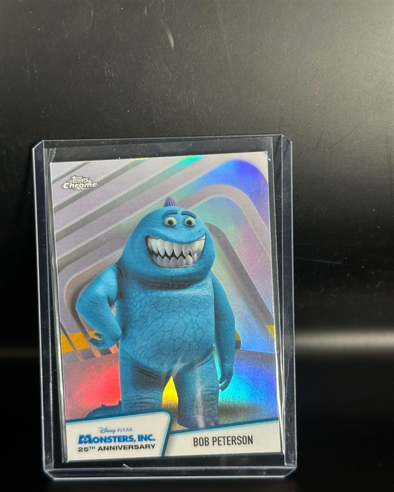 Pixar · Topps Chrome Disney 2026, inserto Monsters, Inc. 25th Anniversary MI-14