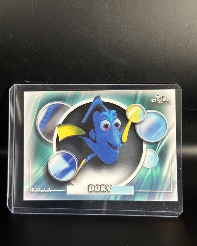 Buscando a Nemo (Pixar) · Topps Chrome Disney 2026 #90