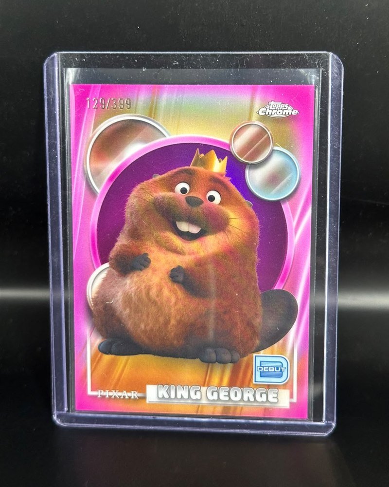 Hoppers (Pixar) · Topps Chrome Disney 2026 #111, Debut, Magenta Refractor numerada 129/399